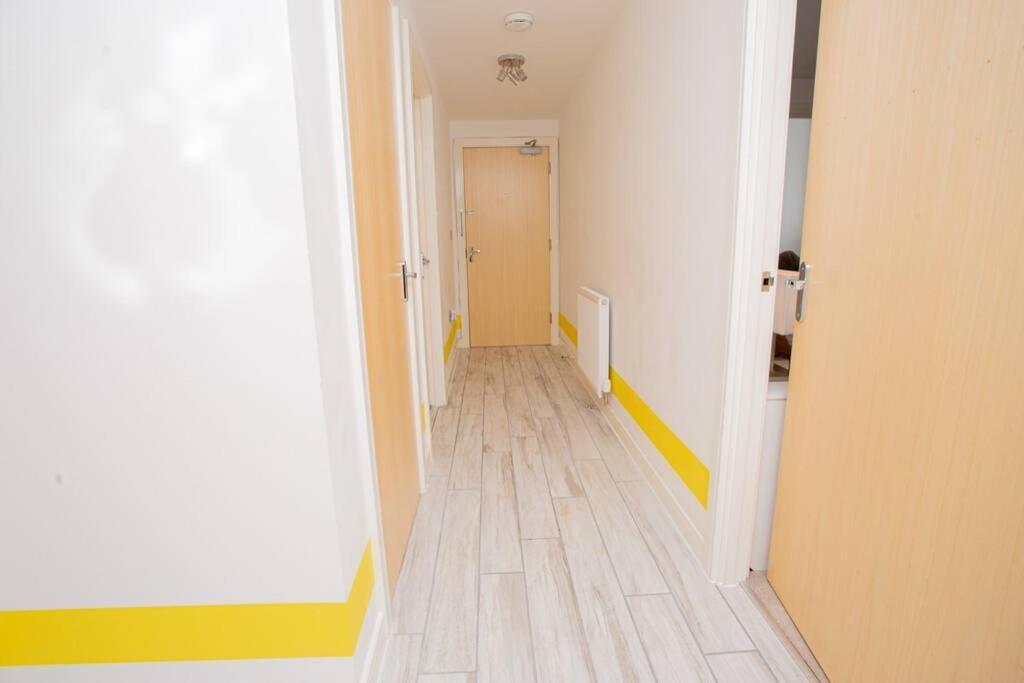 Mills Apartment - Two Bedroom En-Suite Apartment Northampton Eksteriør bilde