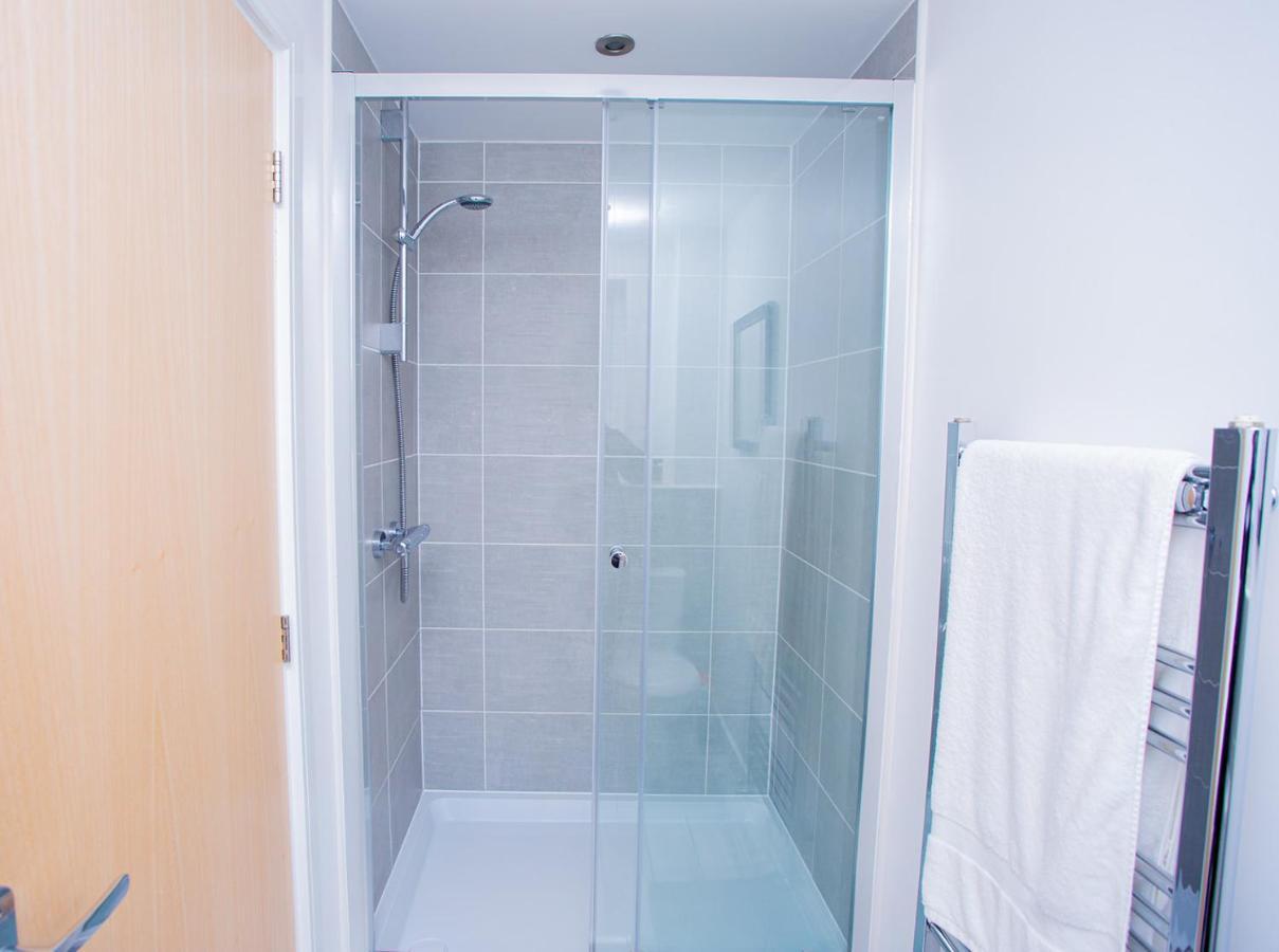 Mills Apartment - Two Bedroom En-Suite Apartment Northampton Eksteriør bilde