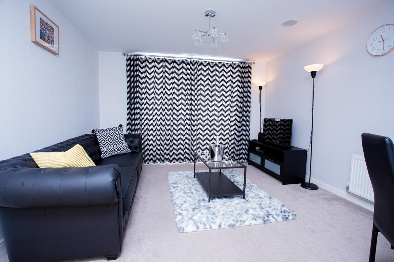 Mills Apartment - Two Bedroom En-Suite Apartment Northampton Eksteriør bilde