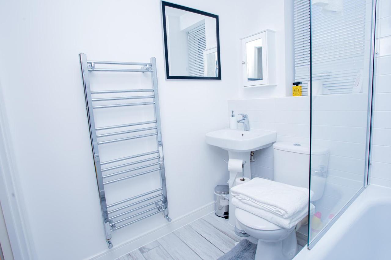 Mills Apartment - Two Bedroom En-Suite Apartment Northampton Eksteriør bilde